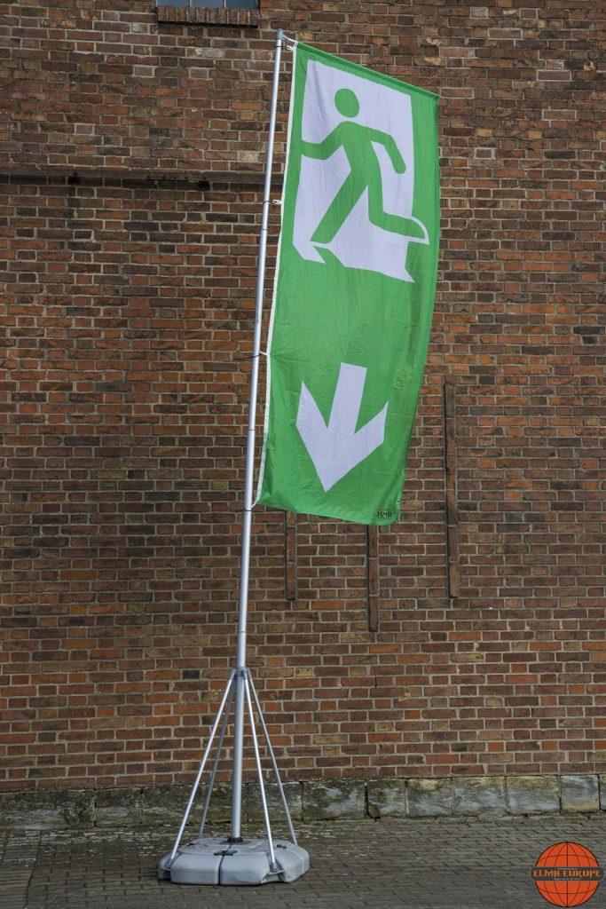 Equipment 10 ELMA Fahne Notausgang 1
